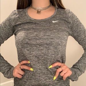 NIKE LONG SLEEVE